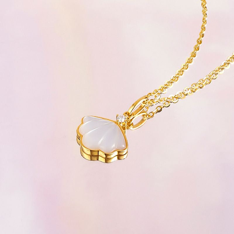 18K Gold Plated Shell Mother of Pearl Necklace, Dainty Cubic Zirconia Pendant Stainless Steel Necklace for Women