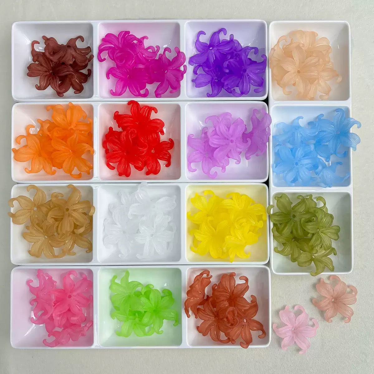 Iridescent & Acrylic Iris Flower Beads - Opaque Matte Charms for DIY Jewelry Making, Shoe Charms, Hair Accessories, and Handmade Crafts.