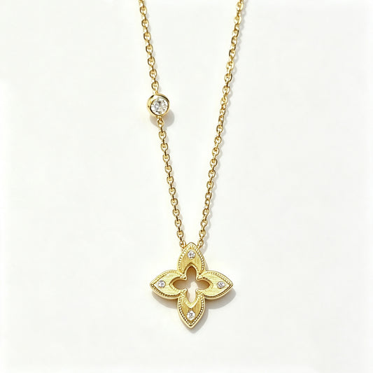 Vintage Textured Four Leaf Clover Zircon Gold Necklace, Bezel Set Side Stone Cable Chain